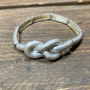 Chunky Silver Knot Stretchy Bracelet Vintage Looking